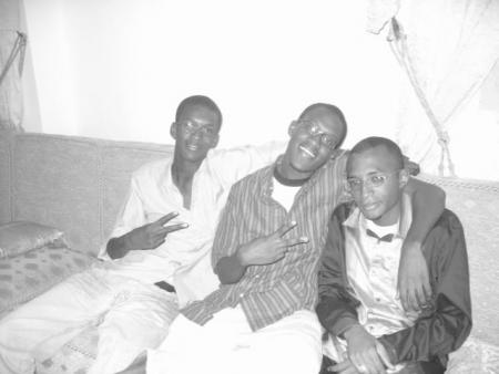 les trois...